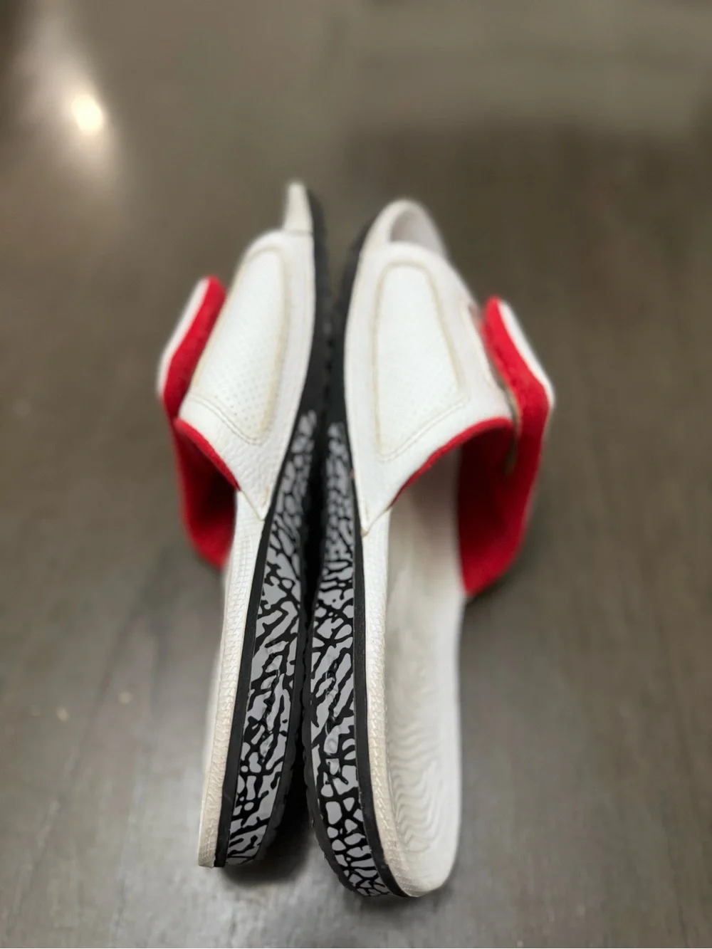 Jordan slides bold